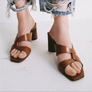 Zara tan block heel leather sandal mule 8